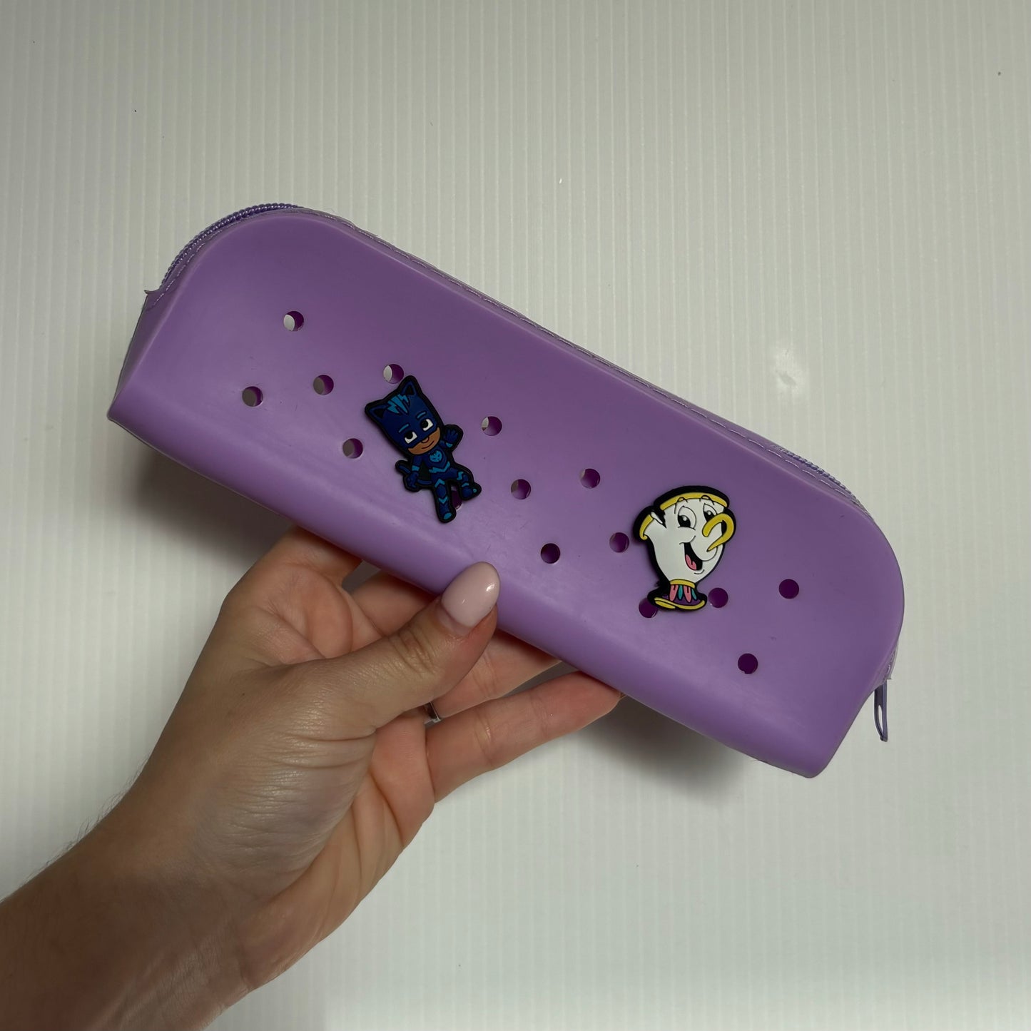 Trousse violette (sans charm)