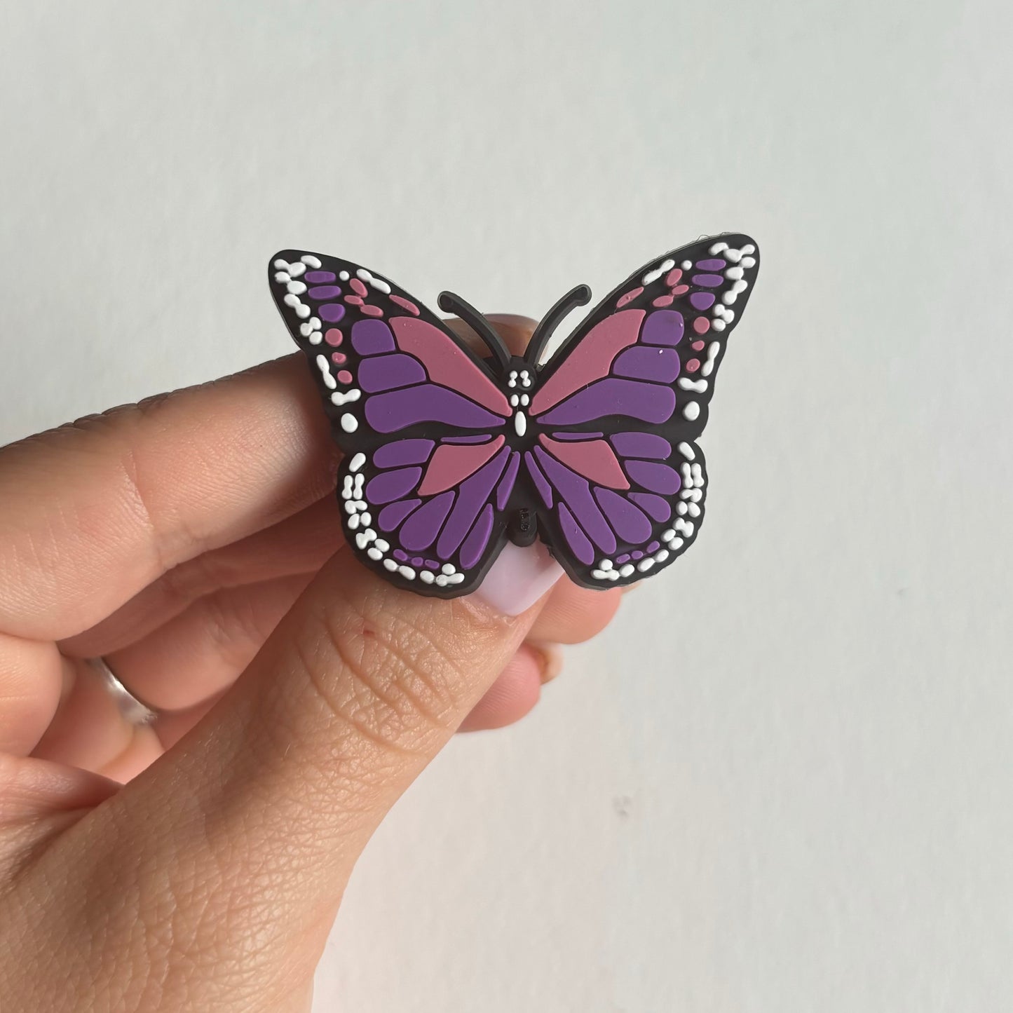 Papillon violet